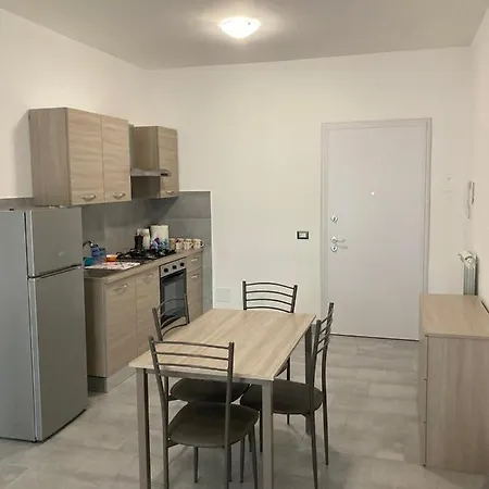 4 Mori Apartment *